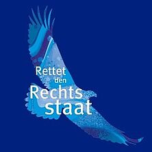 hellblauer Adler vor dunkelblauem Hintergrund mit dem Leitmotiv der Tagung "Rettet den Rechtsstaat"