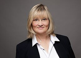 Christine Wecker