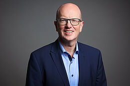 Dr. Marc Eumann